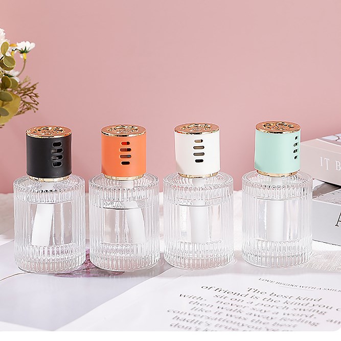 Custom Packaging 120ml Car Perfume Airfresh Car Aroma Diffuser perfume bottles with cap, insert and sticks