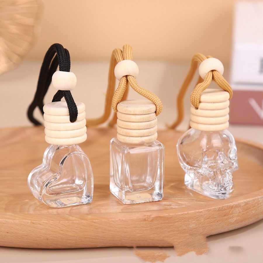 Unique design 6ml 8ml Clear Glass Aroma Car Diffuser Air Fragrance Perfume Bottle with Wooden Cap