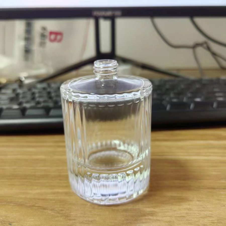 Hot Sale Luxury Black Cylinder Cap Custom 30ML 50ML High Quality Glass Perfume Bottle With Pump sprayer and cap(Screw top) - Image 5