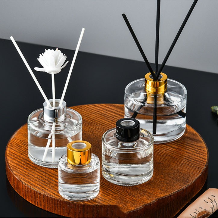 Factory Price Empty Clear 50ml 100ml 120ml 150ml 200ml Round Shape Reed Glass Perfume Diffuser Bottle with Lid