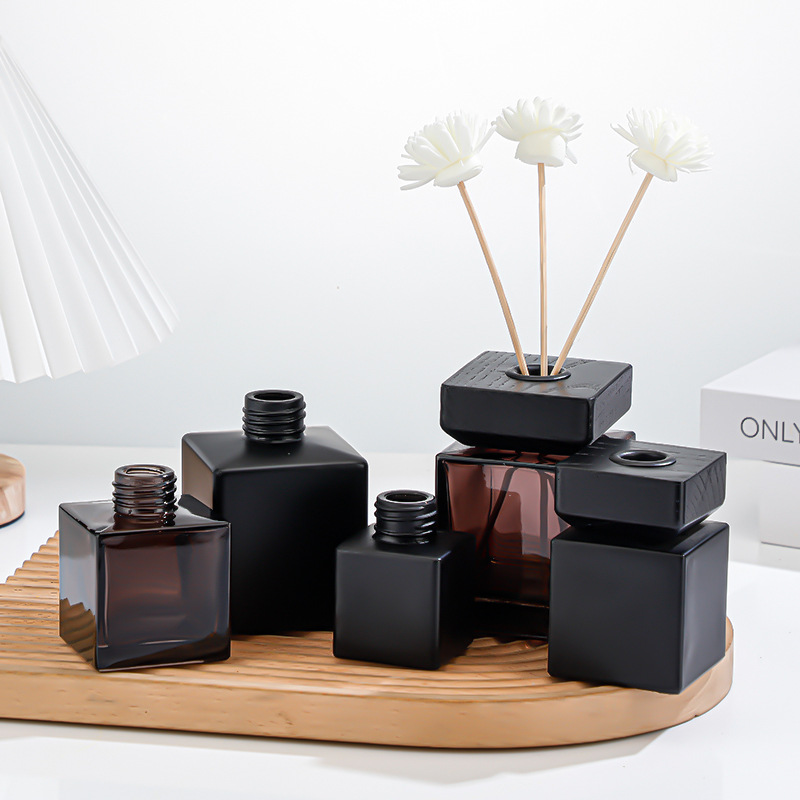Empty amber matte black 100ml 200ml reed diffuser gragrance glass bottle with cap